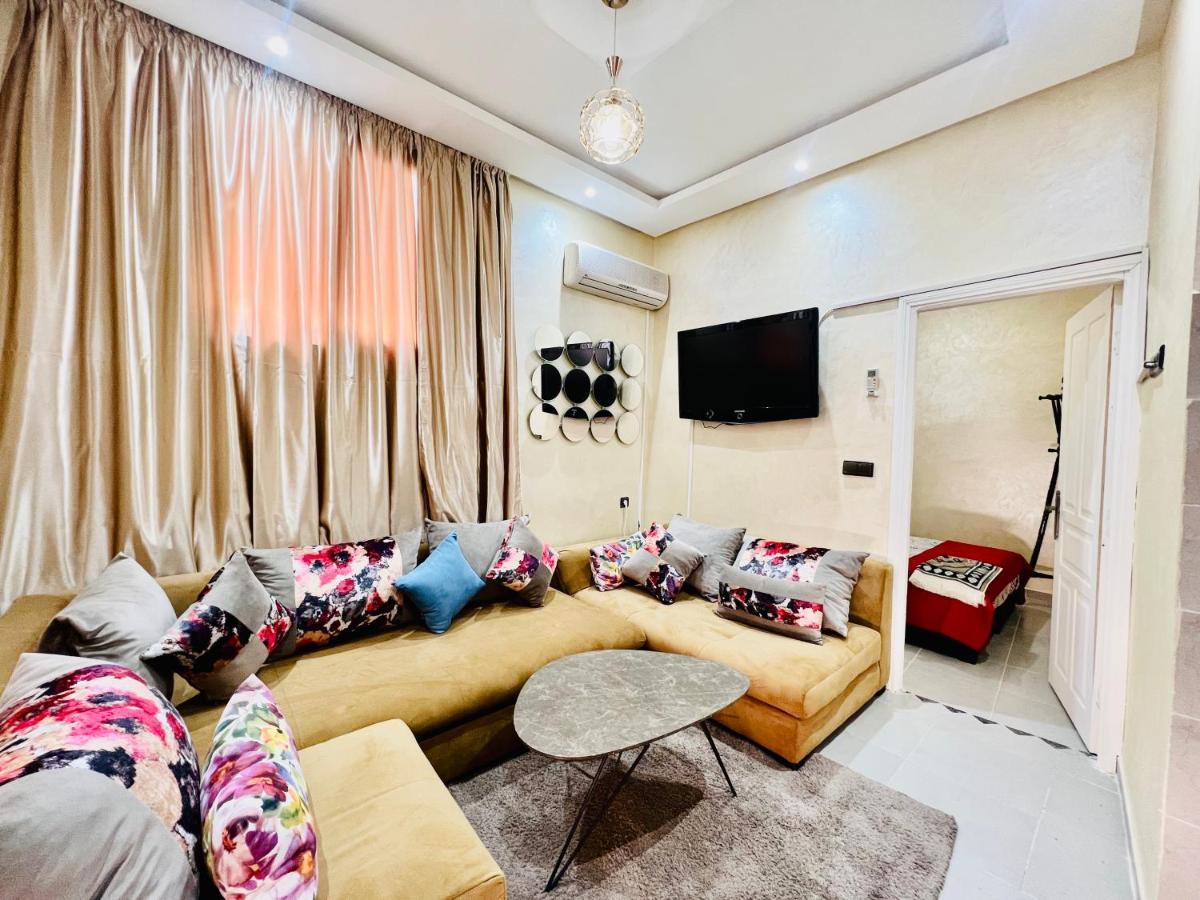 Apartment Famille Hanae Avec Terasse Marrakesch
